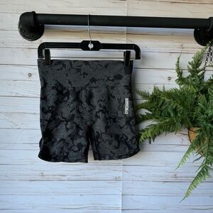 Gymshark Women’s Biker shorts size medium